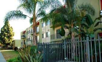 Sunset Plaza Apartment Homes