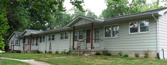 408 S Willow St Ottawa KS Apartments