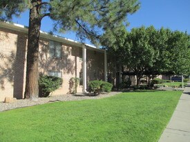 Somerset Park - FREE Utilities Apartments