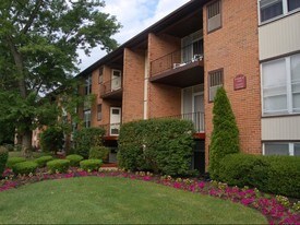 Timber Pointe Apartments