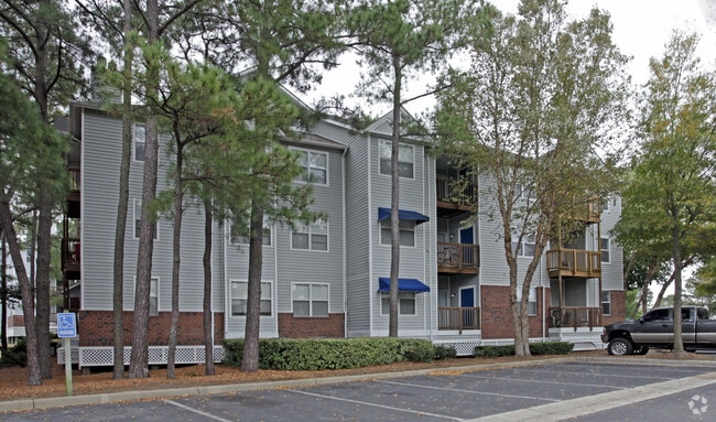 Marina Shores Apartments