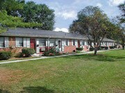 Leesburg Lane Apartments