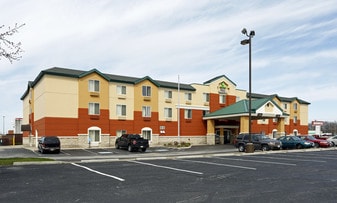 Furnished Studio – Findlay - Tiffin Avenue Apartments