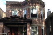 4733 N Sawyer Ave Chicago IL Apartments