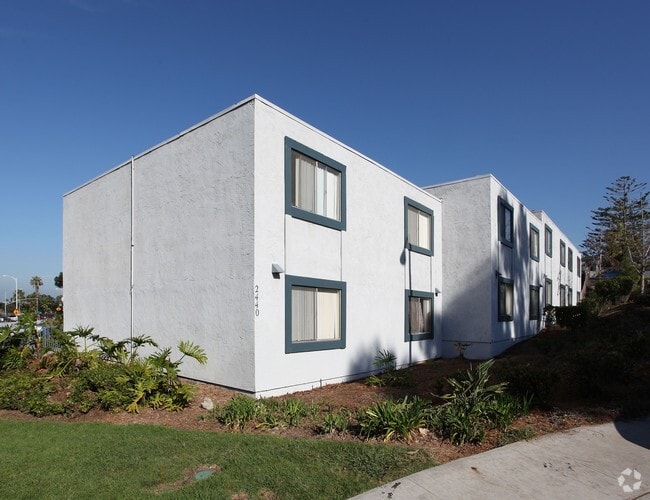 Apartments Near Point Loma