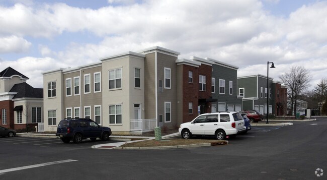 Dwell Cherry Hill Apartments