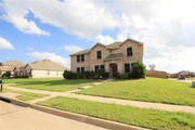 5 Bedroom Single-Family Home for Rent $1795