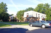 Westchester Square Apartments