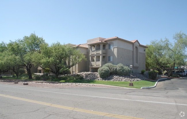 Promontory Apartment Homes