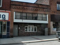 113 W Lake St Apartments