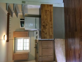 29 Creekside Ln Rosendale NY Apartments