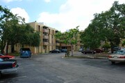 Oak Grove Apartments