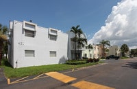 Clear Lake Palms Condominiums Apartments
