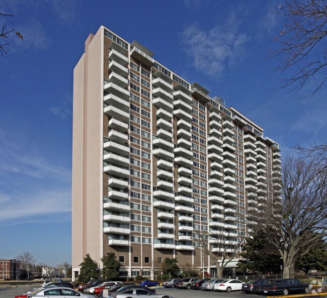 The Hague Towers Apartments