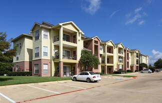 Signature Park Apartment Homes