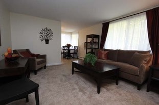 Glenora Gardens Apartments