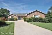 3 Bedroom Single-Family Home for Rent $2000