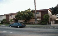1666 Lomita Blvd Apartments