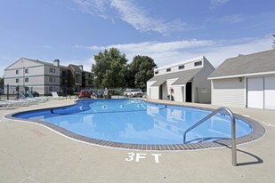Stonegate Village Apartments