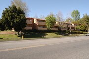 IMT Thousand Oaks Apartments