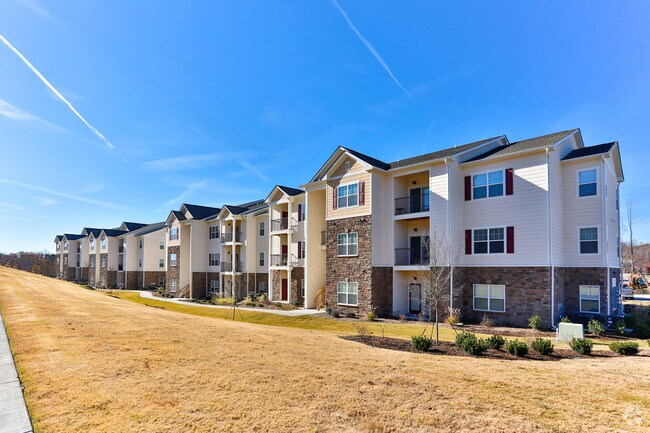 Vanguard Northlake Apartments