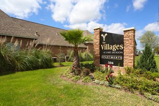 Villages of Lake Jackson Apartments