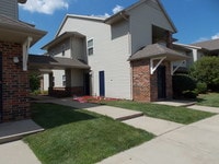 Arbors at Lakeside Apartments