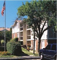 Crossing at Northpointe Apartments