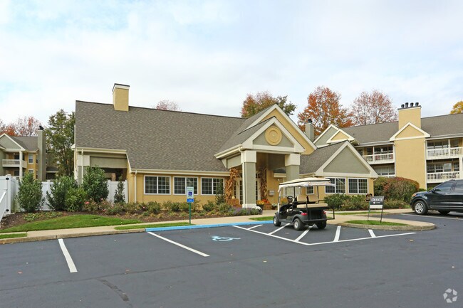 Madison Glen Mills Apartments