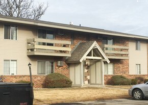 Evergreen Square Apartments