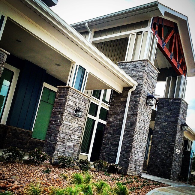 Watermark at Spring Cypress Apartments