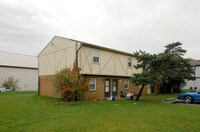 2255 Webster Canyon Ct Apartments