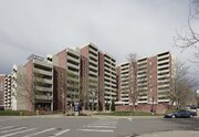 Marquis at Parkway Apartments