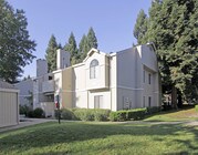 Lakeview Gardens Apartments