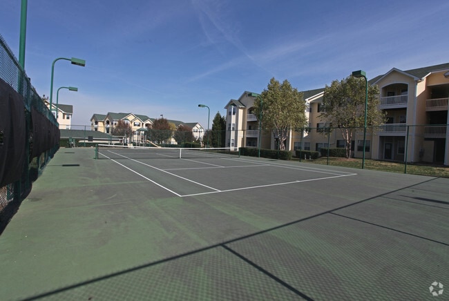 Bexley Square at Concord Mills Apartments