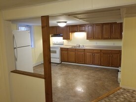 287 Elm St Woonsocket RI Apartments