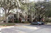 Colonial Village at Huntington Apartments