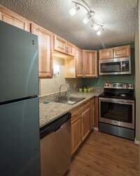 Fox Hill Apartments
