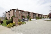 Davison Square Apartments