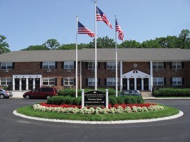 Barrington Gardens Apartments