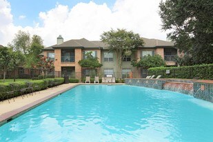 Live Oaks Apartments