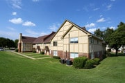 Lakewood Estates Apartments