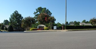 Duraleigh Woods Apartments