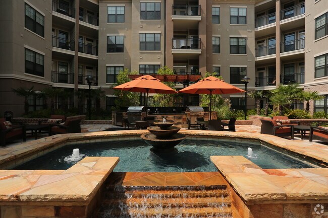 Brookleigh Flats Luxury Apartment Homes