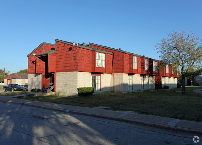 Cherokee Village Apartments