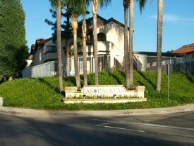 26131 La Real Mission Viejo CA Apartments