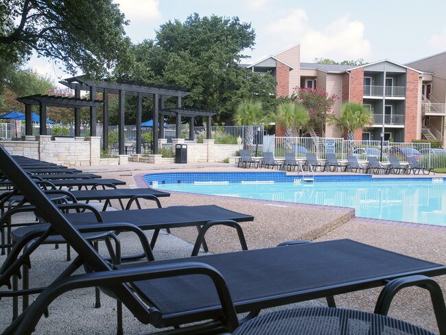 The Barrington at Park Place Apartments