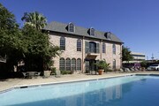 Chateaux DiJon Apartments