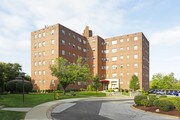 Cloverleaf Towers Apartments