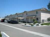 Gateway Townhomes Apartments